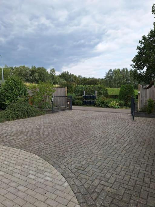 Family Wellness Lodge 4 Personen Zuid-Holland! Ooltgensplaat Exteriér fotografie